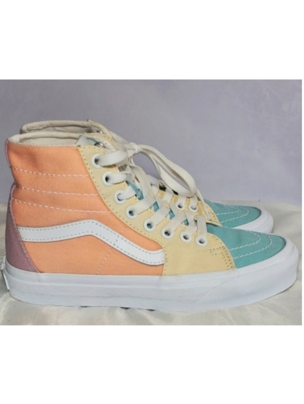 Vans SK8 - Hi Tapered Pastal Block shoes size 6 in Girls and 4.5 in Young Men.